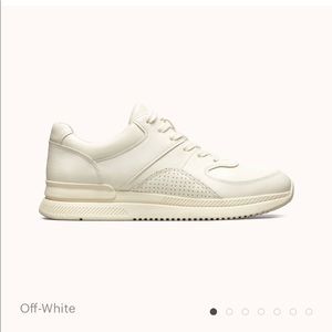 Size 7 TREAD by Everlane. Off white.